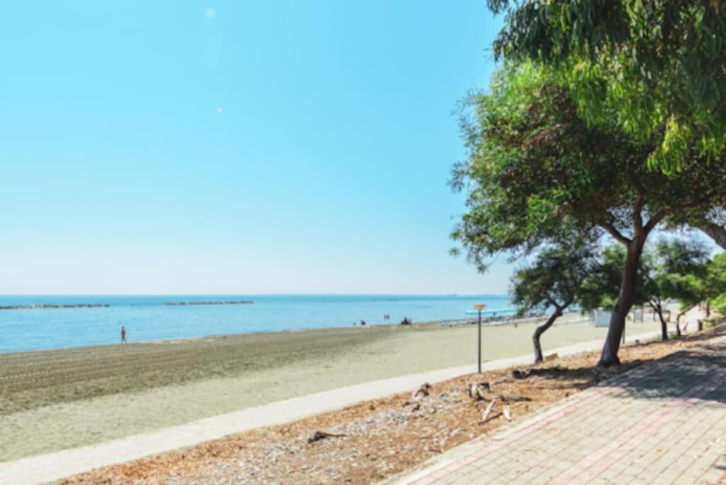 Myria Court Apartamento Limassol Exterior foto