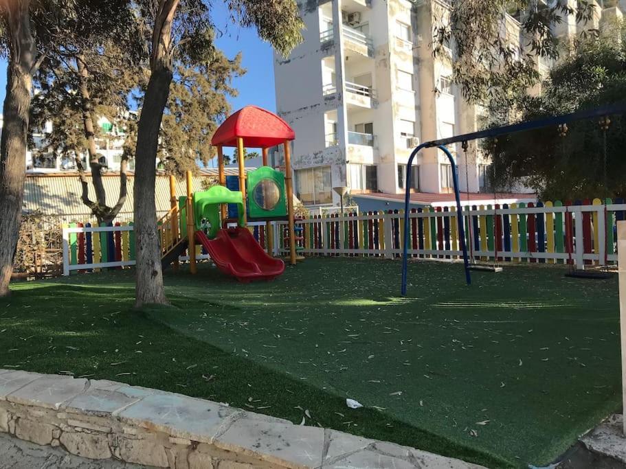 Myria Court Apartamento Limassol Exterior foto