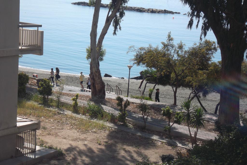 Myria Court Apartamento Limassol Exterior foto